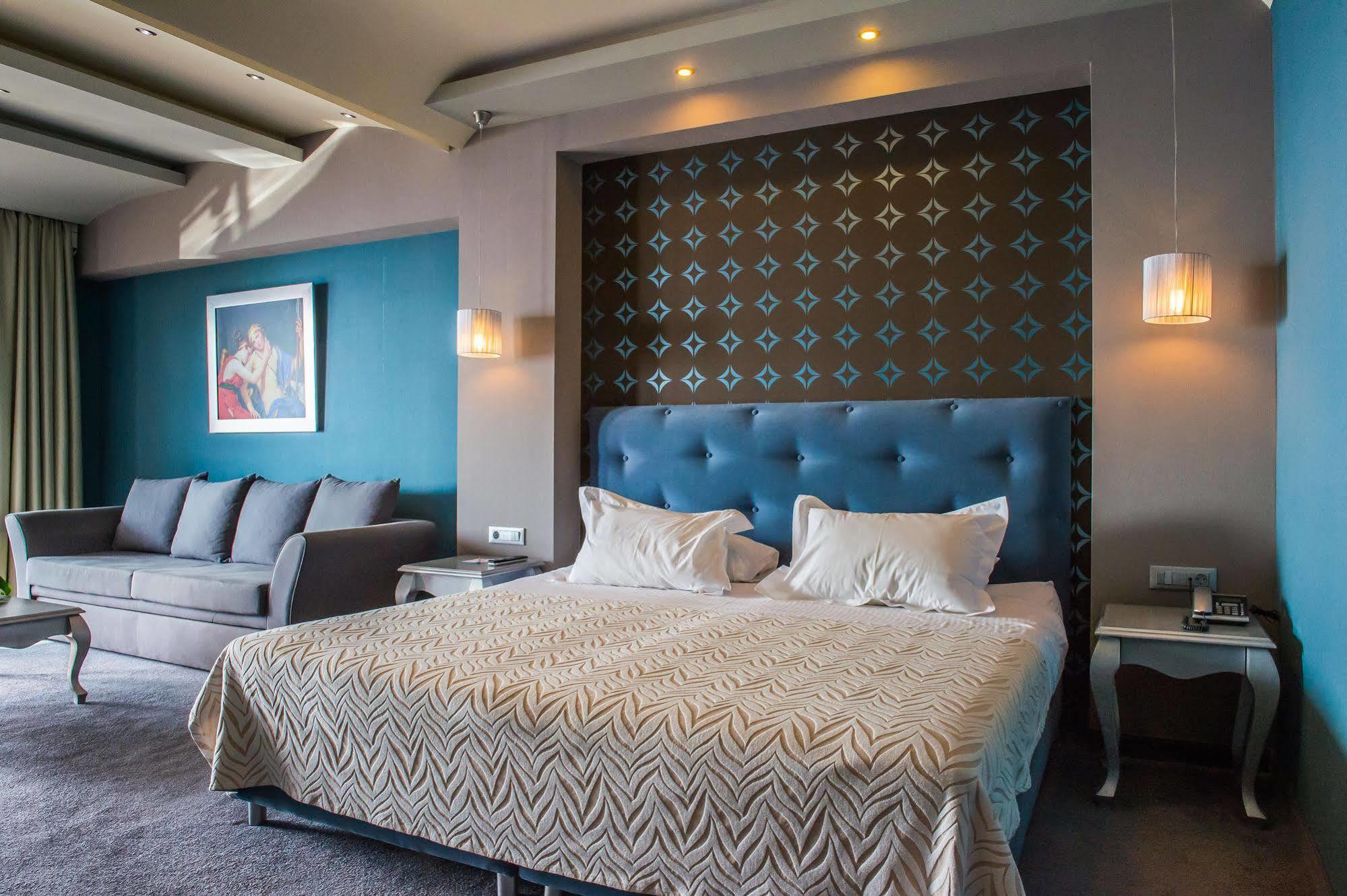 Odyssey Hotel & Spa Айя-Евфимия Экстерьер фото